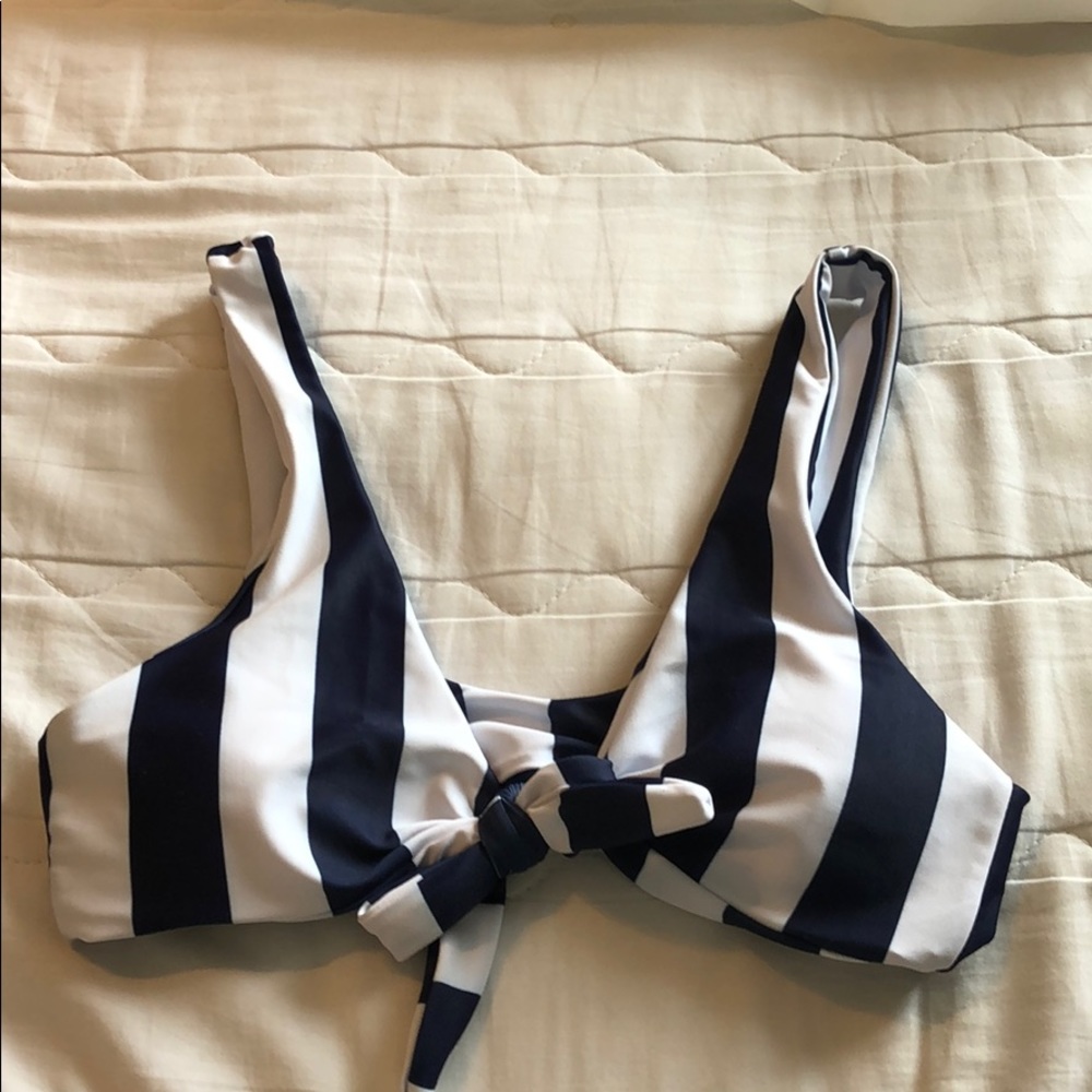 Bathing suit